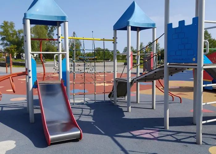 Wakacyjny Przystanek Apartment *